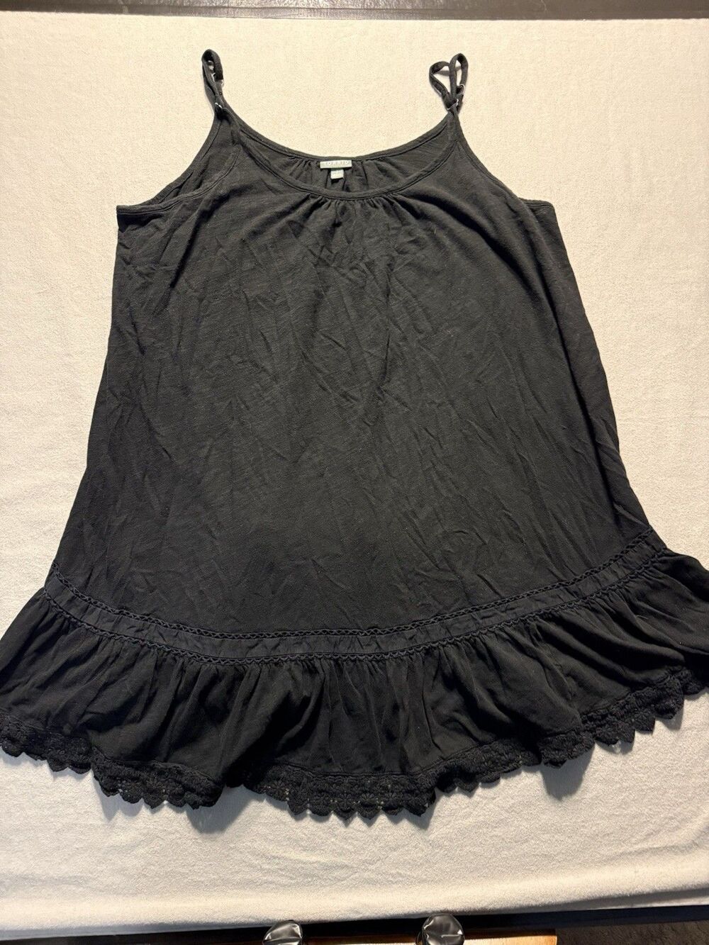 Torrid Women’s Black Solid Spaghetti Strap Scoop Neck Ruffle Lace Cami Tank 2XL
